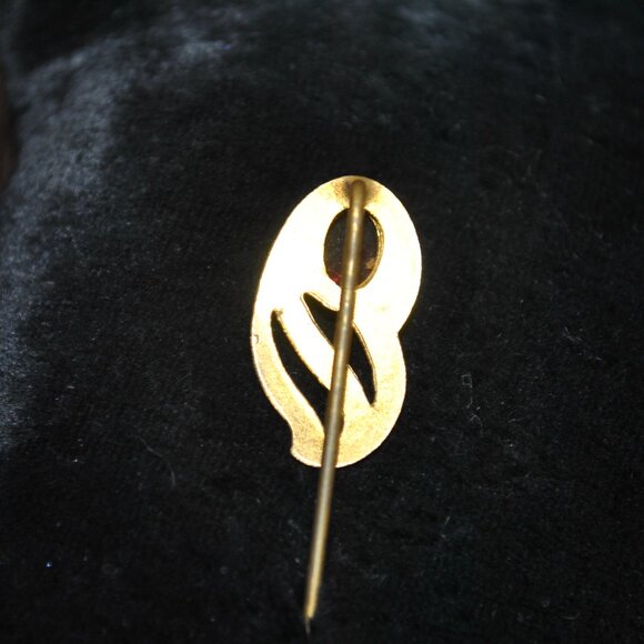 Antique Greek Key Art Nouveau Stick / Tie Pin with Red-Pink Glass - Picture 5 of 8